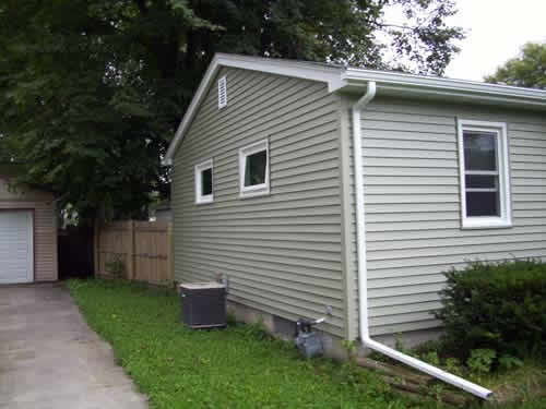 replacement siding helps waterloo, iowa, with help from nate phillips construction company